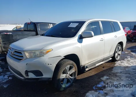 2011 Toyota Highlander Base V6 from USA, damaged, VIN 5TDZK3EH1BS033154